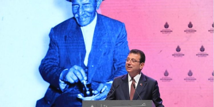 Ekrem İmamoğlu: Aşık Veysel bu topraklarda hiç unutulmayacak