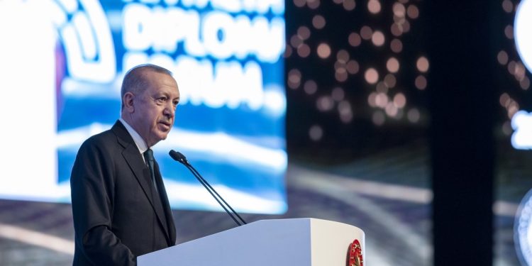 Erdoğan: 15 geçici üye, 5 daimi üye, bunlar komik geliyor