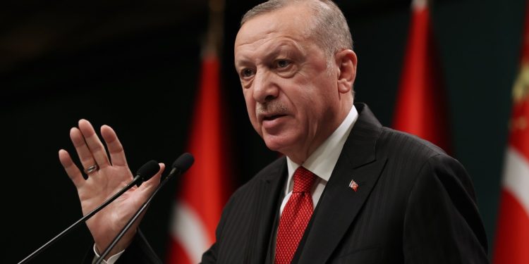 Erdoğan: Ukrayna’da ortaya çıkan tablodan dolayı üzüntülüyüz