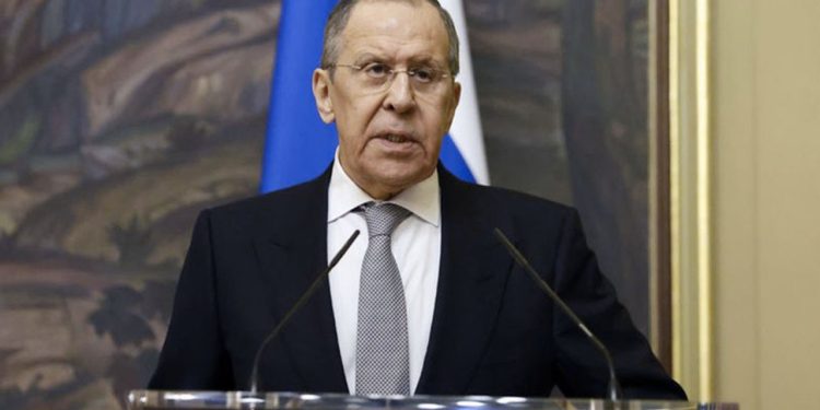 Lavrov: Ukrayna’nın tarafsız statüsü sağlanırsa operasyon sonlanabilir
