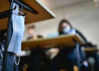 Okullarda Covid-19 önlemleri ile pozitif vaka durumu rehberleri güncellendi