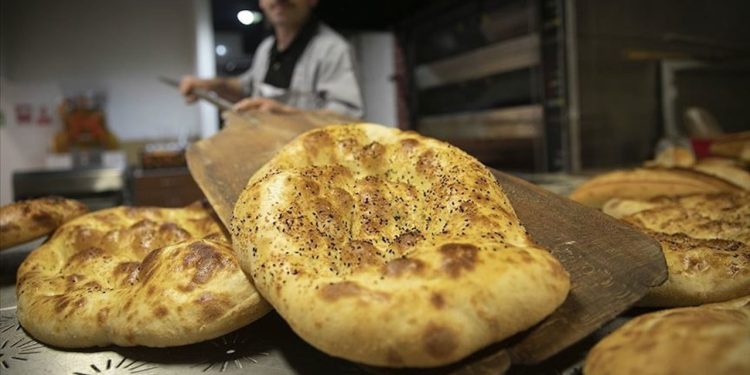 ‘Ramazanda pide 7,5-10 liraya satılacak’
