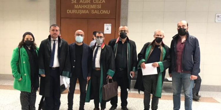 Yazar Yavuz Ekinci’ye 1 yıl 6 ay ceza