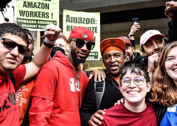 ABD’de Amazon işçilerinin sendika mücadelesine destek artıyor
