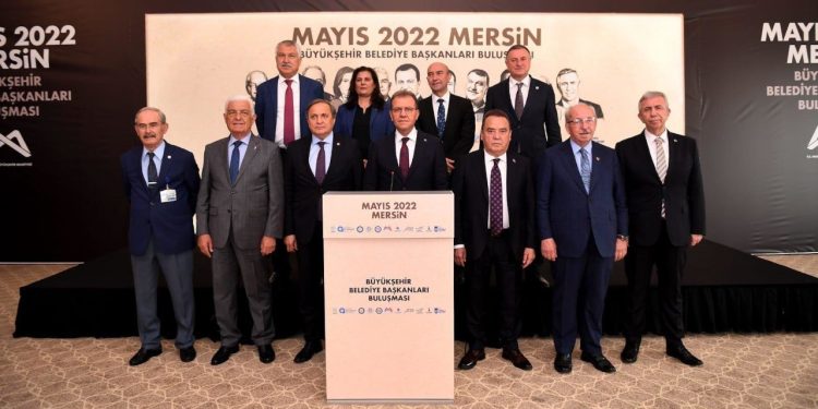 CHP’li 11 başkandan Kaftancıoğlu kararına tepki: Üç yıla rağmen seçim sonuçlarını hala kabullenemediler