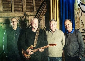 David Gilmour Ukrayna şarkısını Rolling Stone’a anlattı: Pink Floyd’u 28 yıl sonra neden geri getiriyorum?
