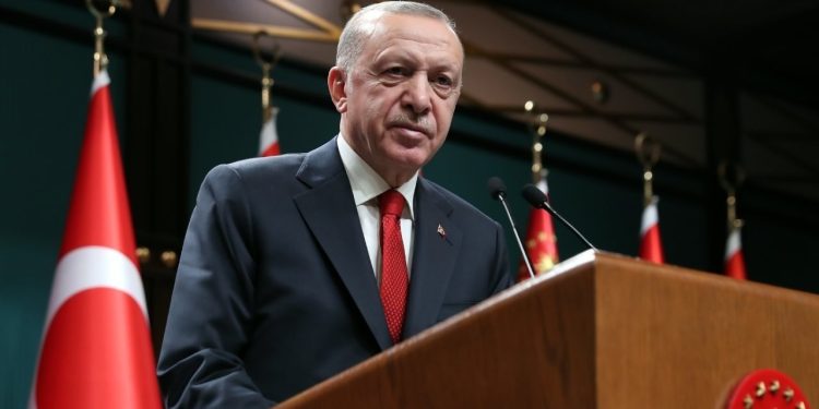 Erdoğan ‘ev almayı düşünenler’ için 3 paket açıkladı