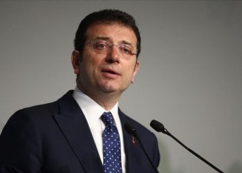 İmamoğlu: Bakanlar fısıltıyla Erdoğan’ı anlattı