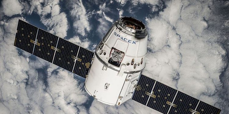 SpaceX’in 53 Starlink uydusu uzaya fırlatıldı