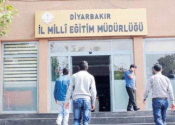 Eğitim Bir-Sen: Diyarbakır Milli Eğitim Müdürü, 17 ilçe müdüründen istifa dilekçesi aldı